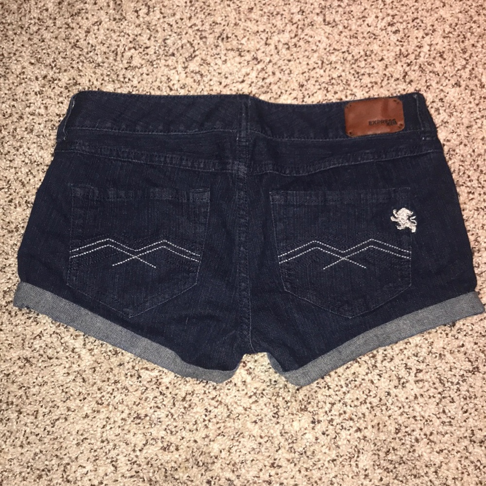 EUC🖤Express Dark Wash Shorts